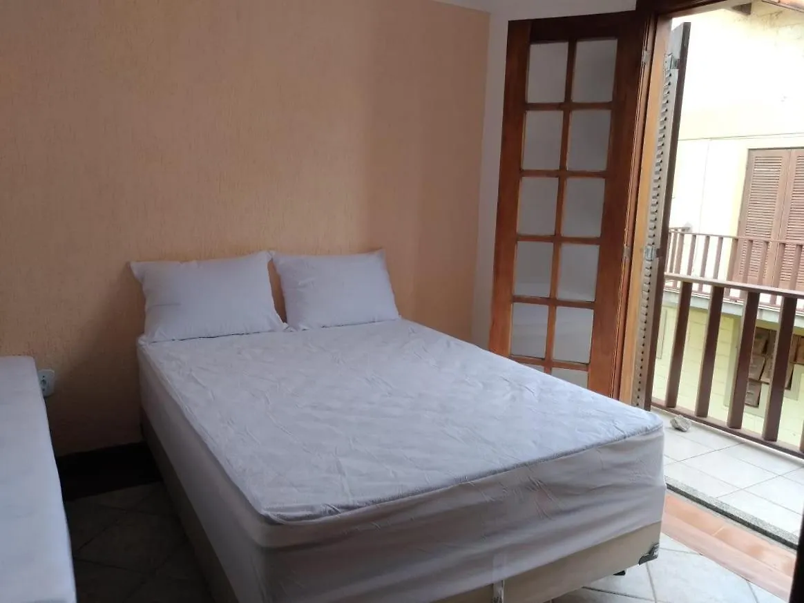 Casa inteira a poucos passos da praia do Peró. Cabo Frio 0*,